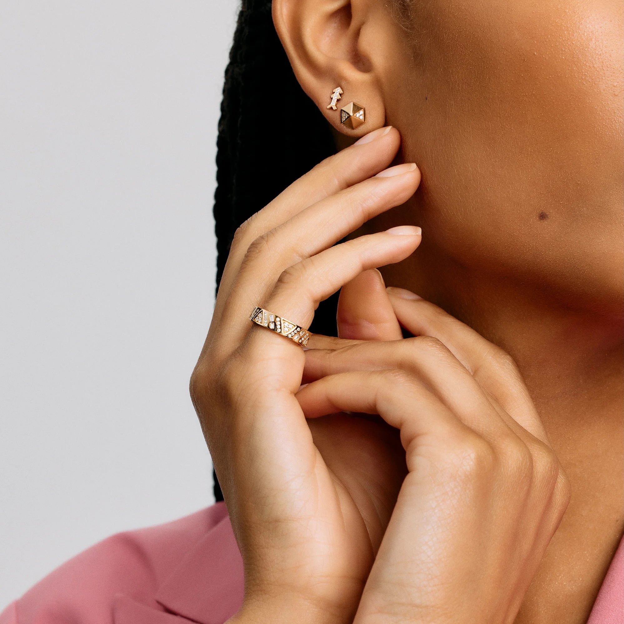 Harwell Godfrey 18k Diamond Arrow Stud Earrings